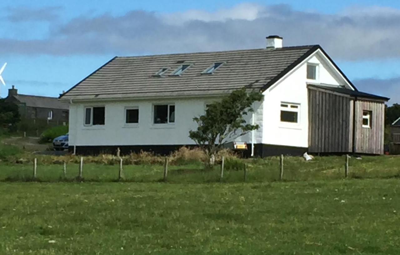 The Loft At Strathardle - Lochside Apartment, Isle Of Skye Dunvegan  Eksteriør billede
